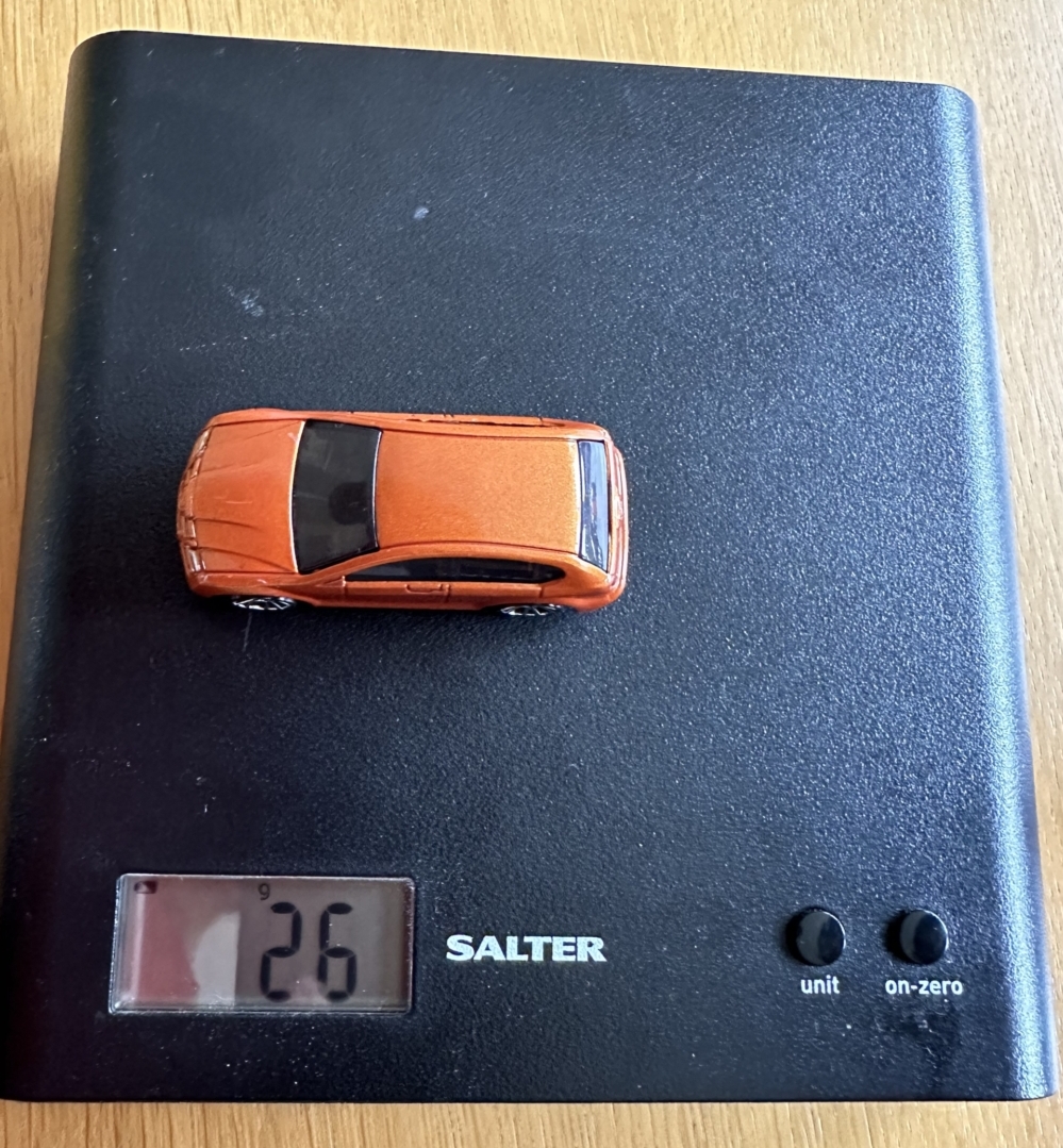 Orange car weighs 26g